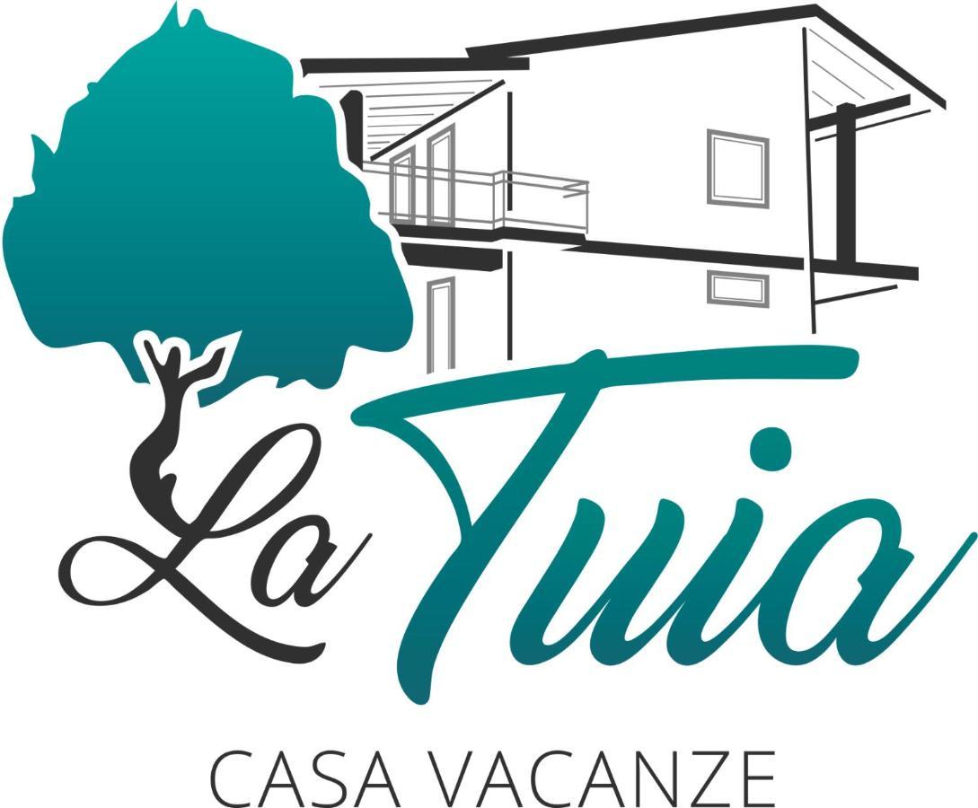 Casa Vacanze La Tuia Castellabate Ngoại thất bức ảnh